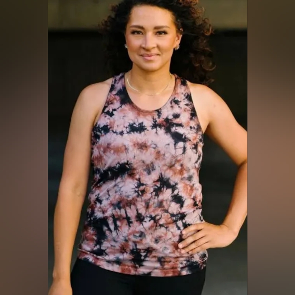 Zyia Rust Hendrix Seamless Tank (EUC) Size Small